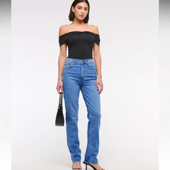 Women’s ABERCROMBIE & FITCH The 90’s Straight Ultra High Rise jeans- Size 4 Long - Picture 1 of 12